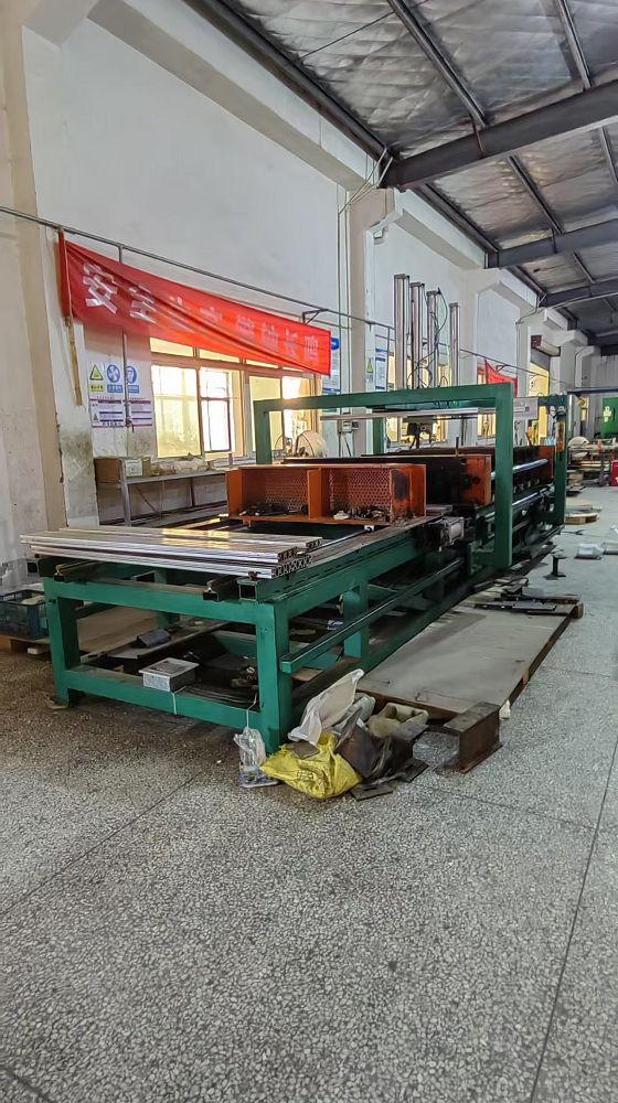 6632e315-2d86-4dea-920c-96c6cf2798d7001 6632e315-2d86-4dea-920c-96c6cf2798d7001